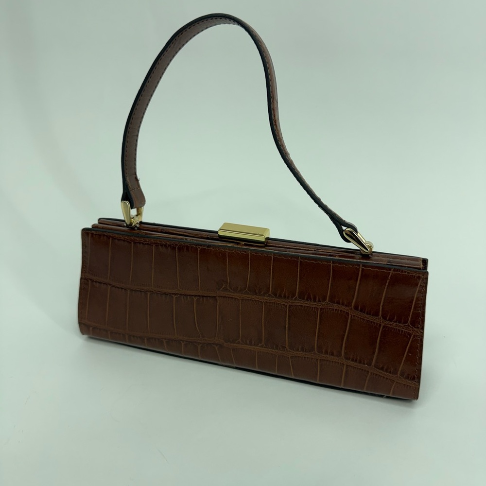 Elegant Brown Crocodile-Embossed Women's Bag